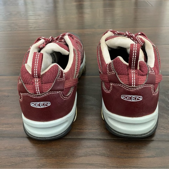 Keen lace up sneakers women size 10 - Picture 3 of 7